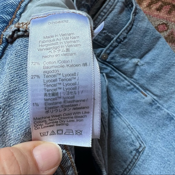 Madewell high-rise denim mid-length shorts - Picture 12 of 12